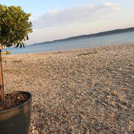 Apartmani Livk Debeljak Exteriör bild